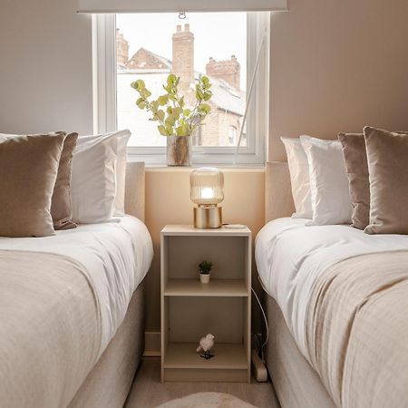 Stylish & Recently Refurbished Chester Apartment - Up To 6 מראה חיצוני תמונה