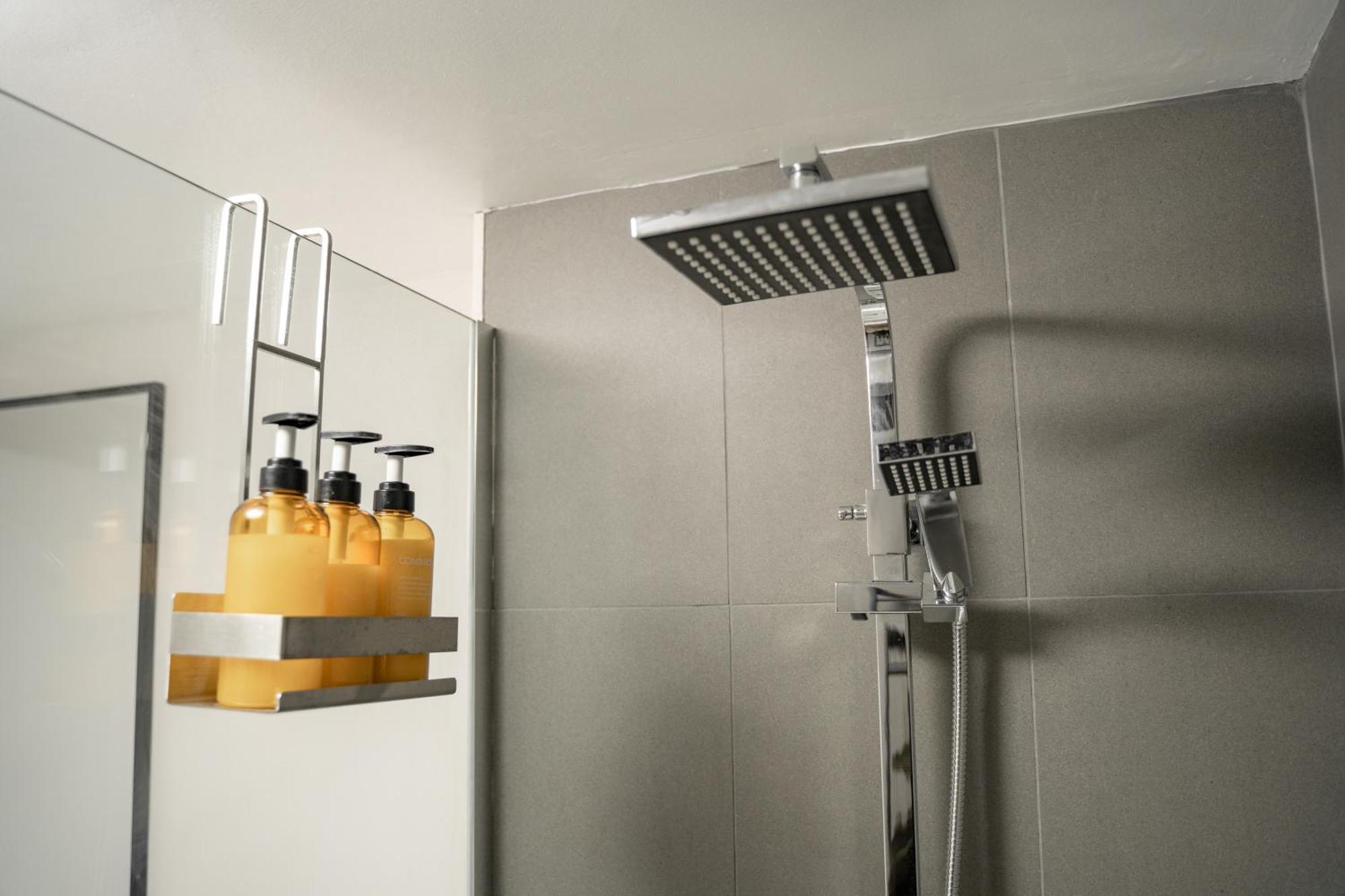 Stylish & Recently Refurbished Chester Apartment - Up To 6 מראה חיצוני תמונה